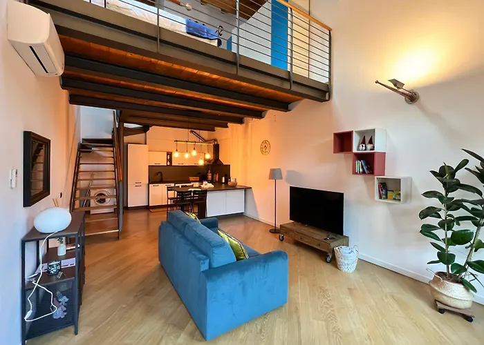 Casa Di Design Con Giardino Privato In Centro A Διαμέρισμα