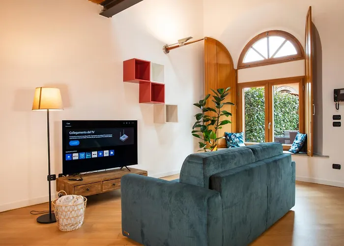 Appartement Casa Di Design Con Giardino Privato In Centro A