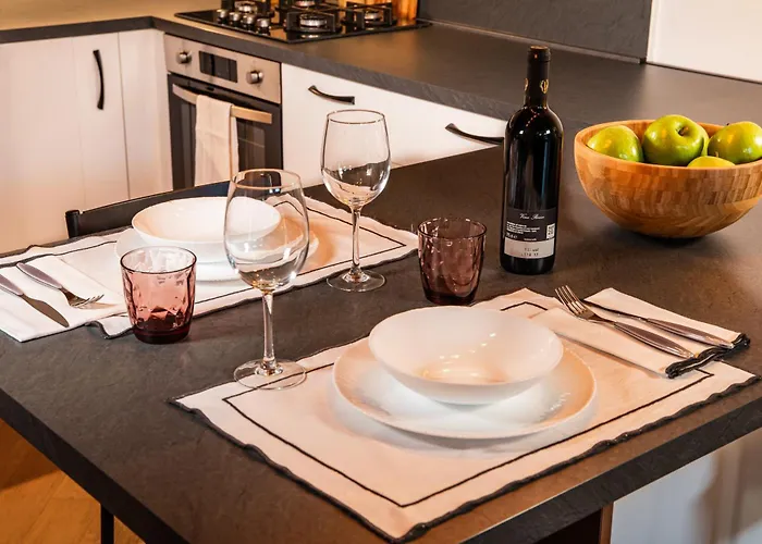 Casa Di Design Con Giardino Privato In Centro A *